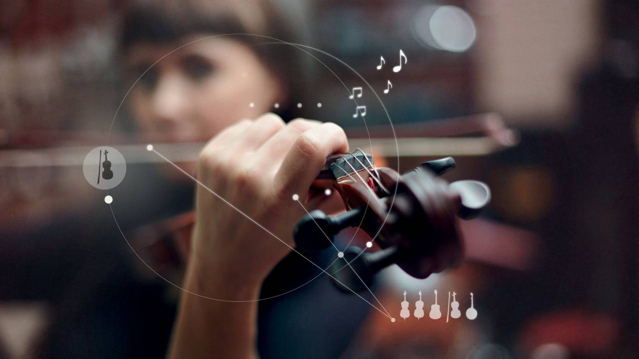 PARA A ALMA - O violino numa orquestra: a música extrapola a linguagem convencional e traduz o estado de espírito