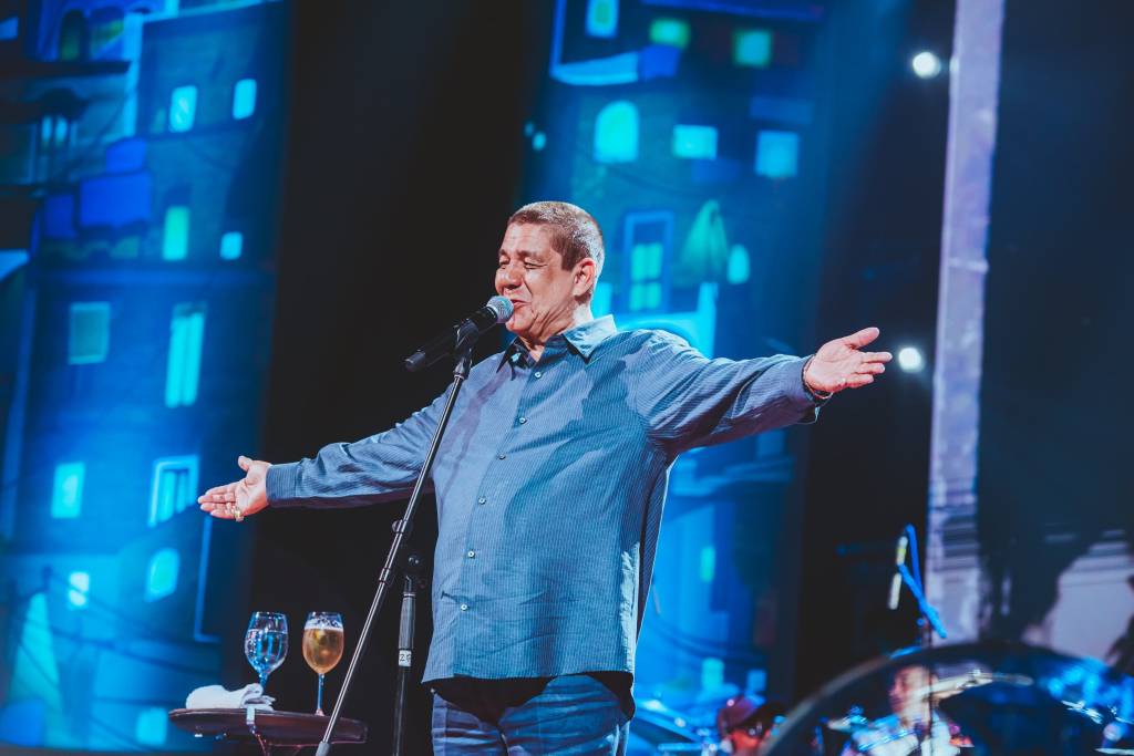 Zeca Pagodinho celebra legado de 40 anos com show só de clássicos