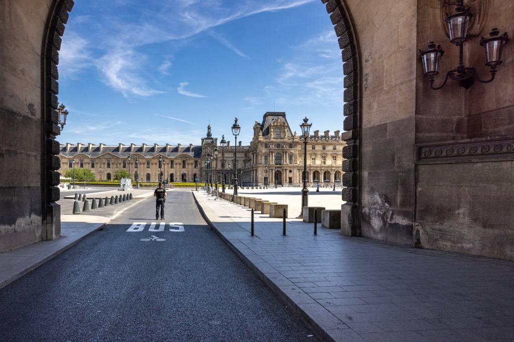Museu do Louvre – Paris – Jogos Olímpicos – Olimpíada Museu do Louvre - Paris - Jogos Olímpicos - Olimpíada