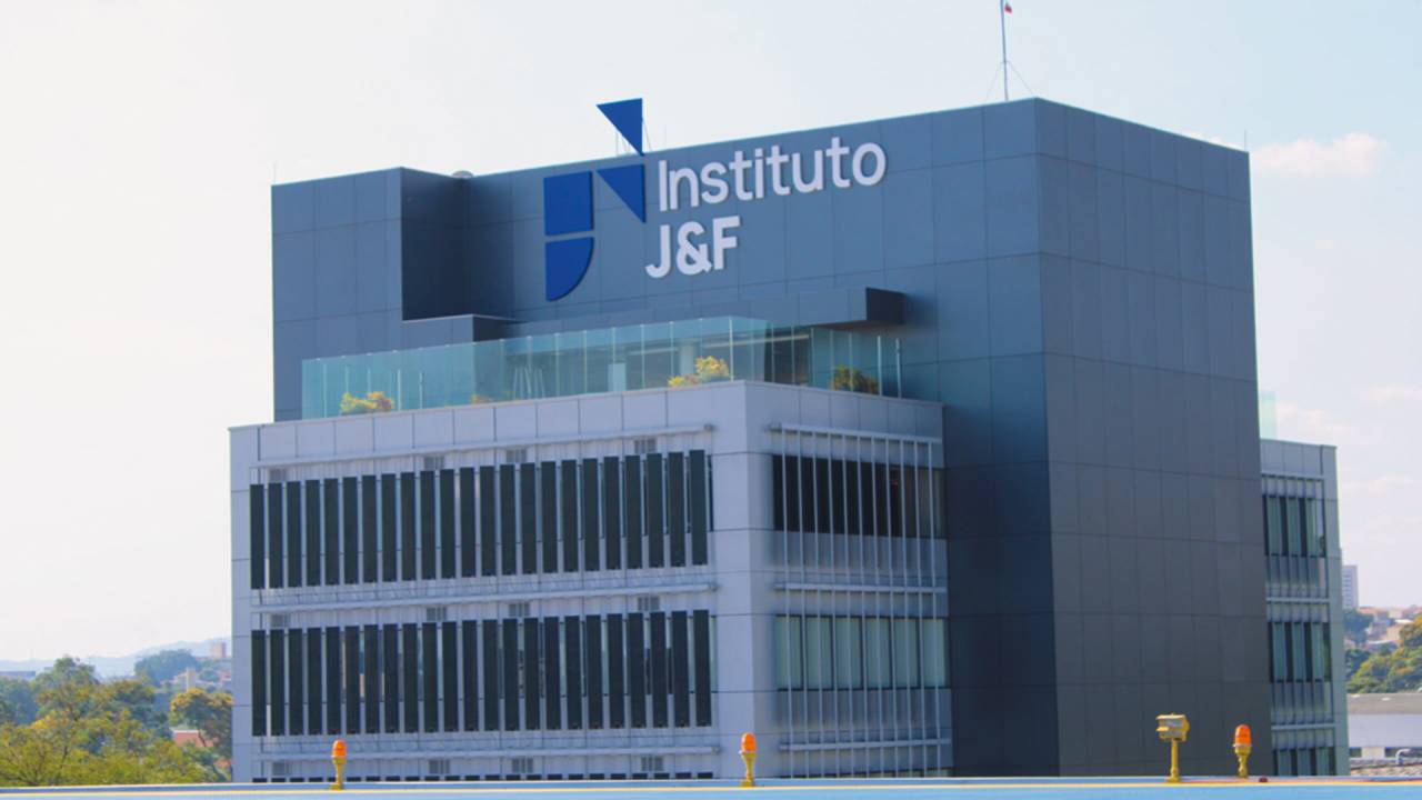 Faculdade J&F