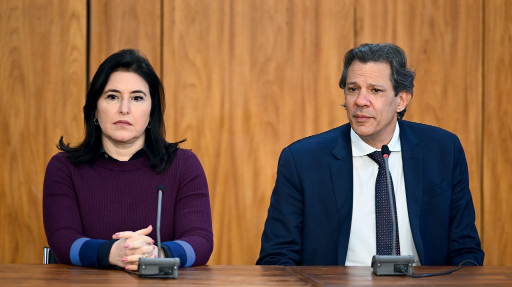 DÚVIDA - Tebet e Haddad: o governo anunciou um corte de gastos de 26 bilhões de reais, mas não detalhou o que será feito
