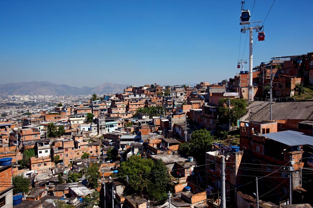 Número de favelas no Brasil dobra desde 2010 e já são mais de 12 mil