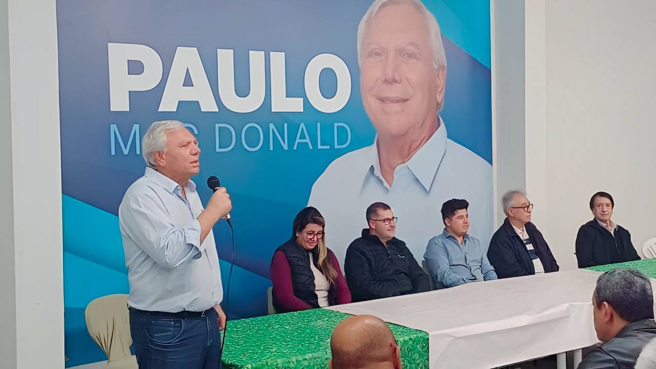 O FAVORITO - Paulo Mac Donald, do PP: líder nas pesquisas, o ex-prefeito diz que foi alvo de bisbilhotagem clandestina