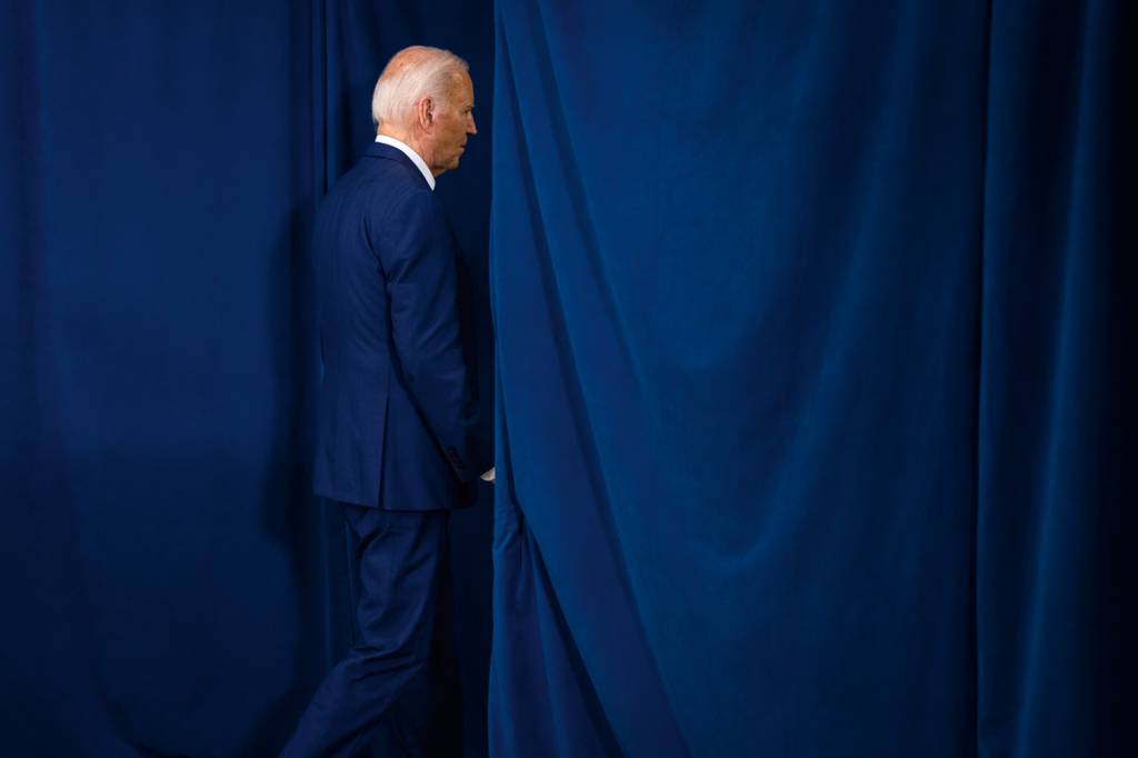 3—000_364G7XW.jpg FIM DA LINHA - Biden: desistência inédita, depois do fiasco no debate