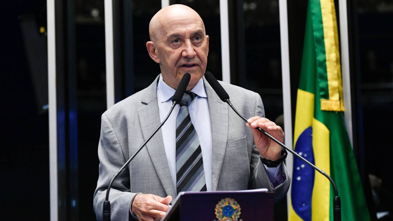 O senador Confúcio Moura (MDB-RO