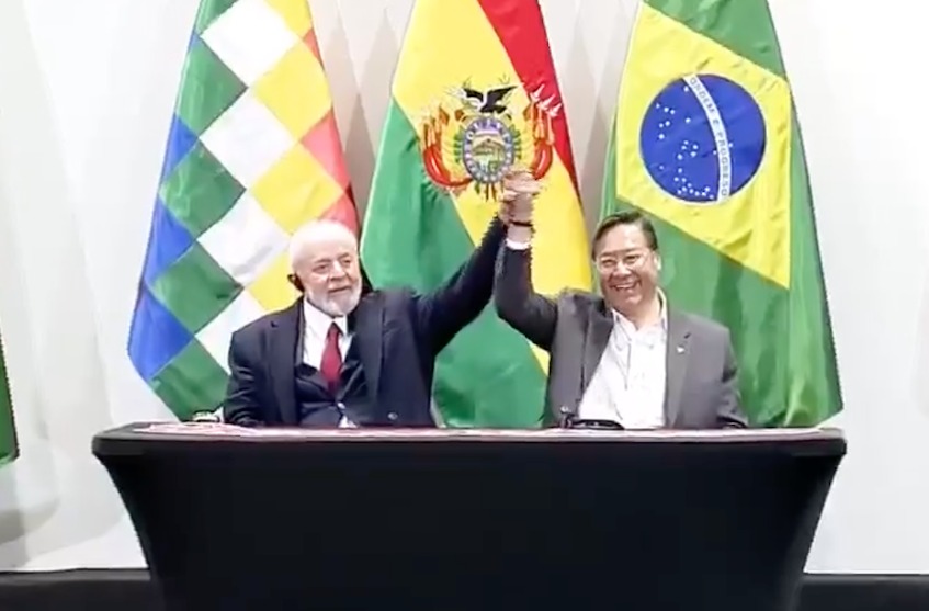 O presidente Luiz Inácio Lula da Silva (esq.) e seu homólogo boliviano, Luis Arce, fazem coletiva de imprensa em Santa Cruz de la Sierra, na Bolívia. 09/07/2024 -