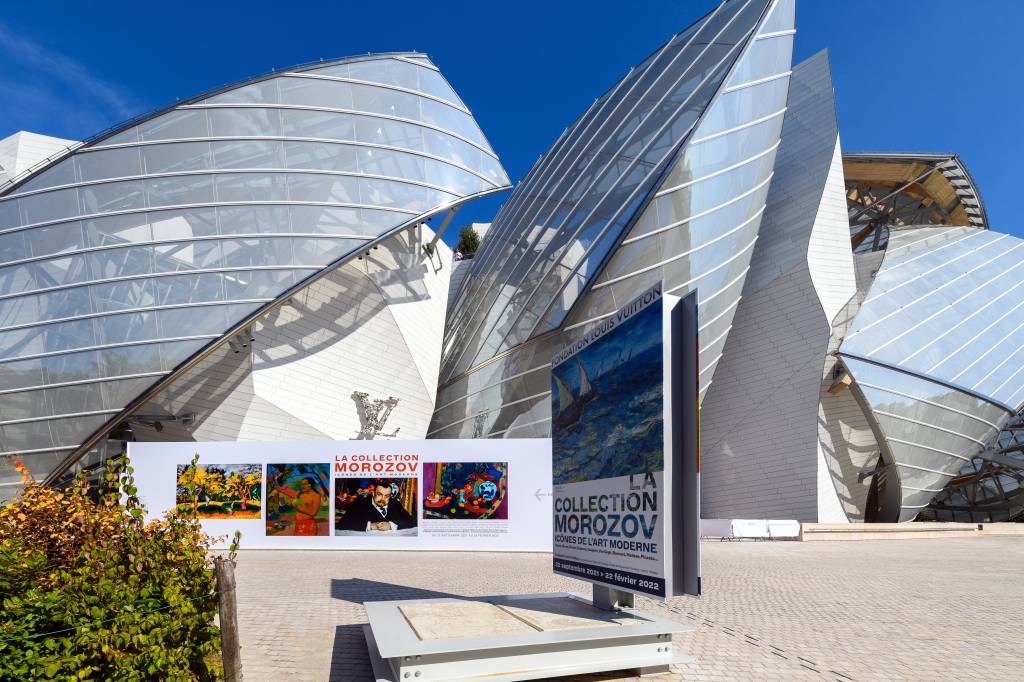 “The Mozorov Collection” Exhibition At The Louis Vuitton Foundation wewew