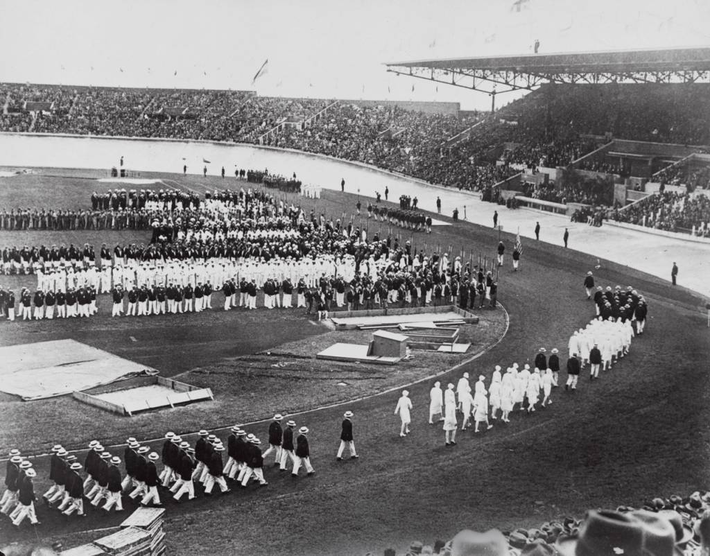1924 Summer Olympics – Opening Ceremony FESTA - Cerimônia de abertura: a pompa em Colombes