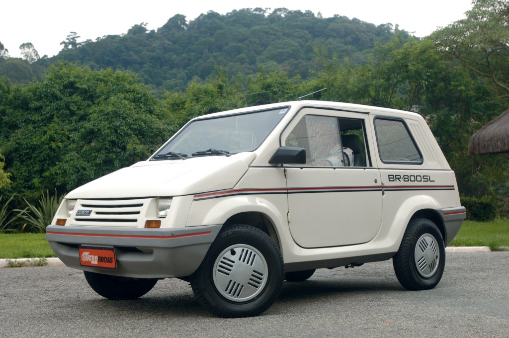 PIONEIRO - Gurgel BR-800: o primeiro carro 100% nacional não durou muito