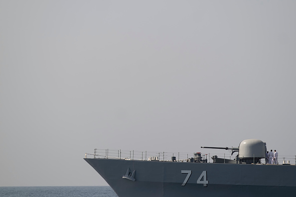 Navio de guerra iraniano Sahand no Golfo Pérsico. 30/04/2019