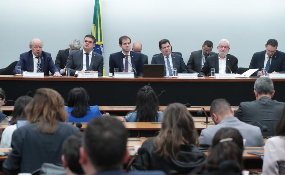 Apresentação do relatório final do Grupo de Trabalho sobre o Comitê Gestor do Imposto sobre Bens e Serviços (IBS)