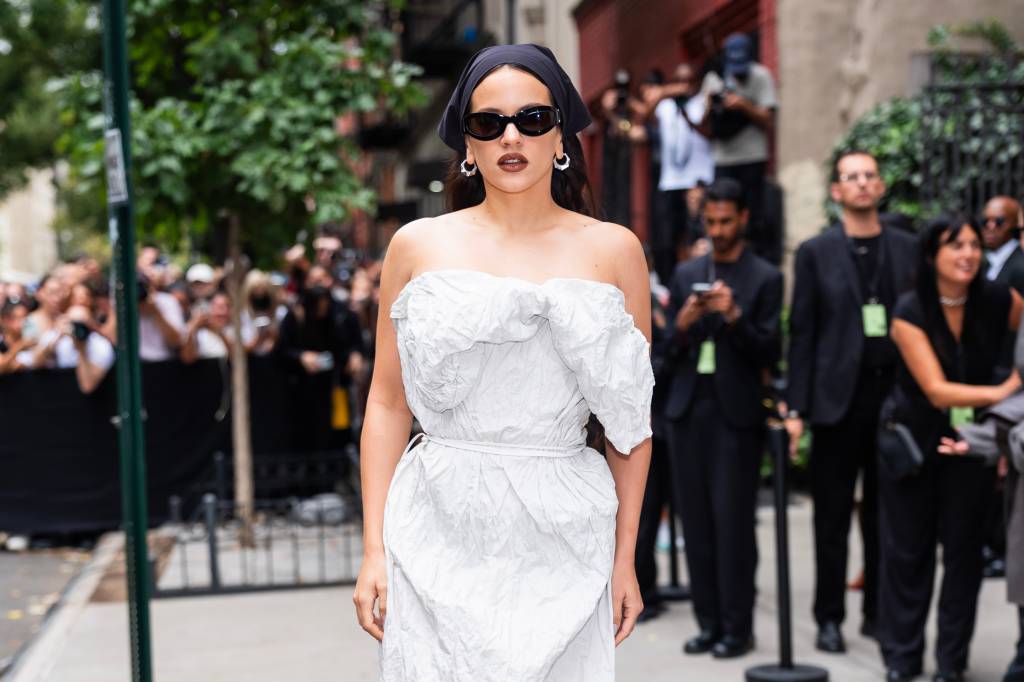 Rosalía é ‘volcel’: entenda a abstinência sexual da diva pop