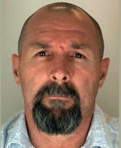 Vadim Krasikov, agente do Serviço Federal de Segurança (FSB) preso por assassinar um comandante checheno exilado em um parque de Berlim em 2019.