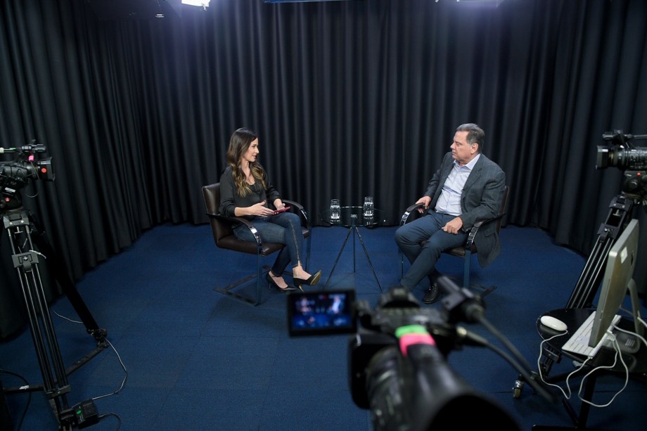 Entrevista da jornalista Marcela Rahal com presidente do PSDB, Marconi Perillo