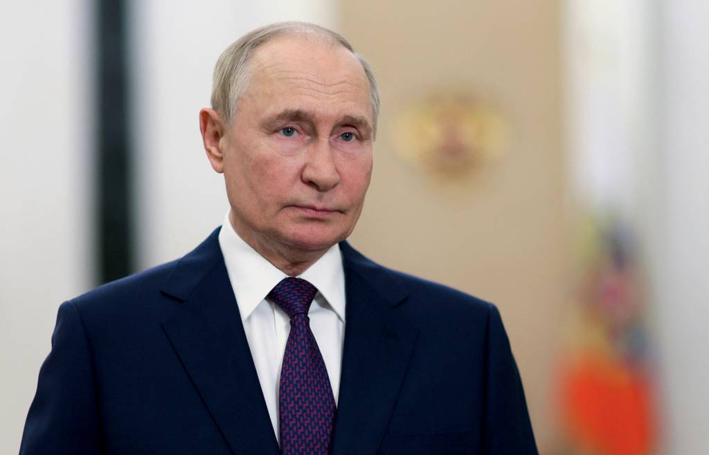 RUSSIA-POLITICS-ARMY EMBARAÇO - Putin: bronca nos responsáveis pela falha na defesa