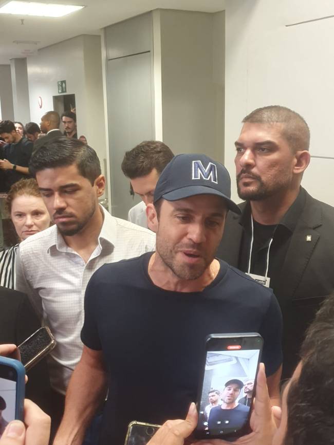 Pablo Marçal (PRTB), candidato à prefeitura de São Paulo, chega à ESPM para debate de VEJA