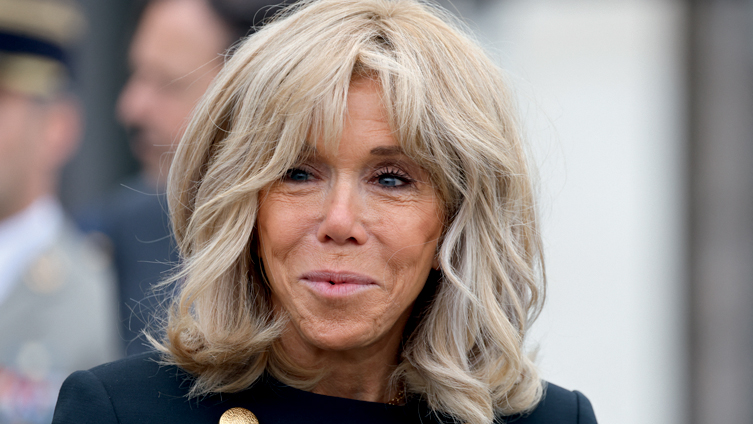 Brigitte Macron chama ativistas feministas de ‘vadias estúpidas’