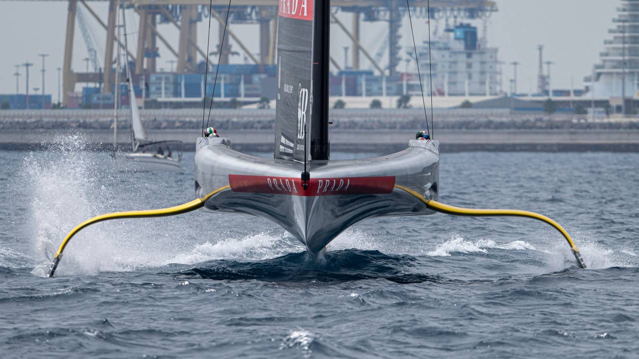 O iate usado pela equipe italiana Luna Rossa Prada Pirelli: inspiração para a alta relojoaria -