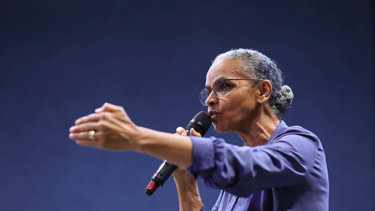 Marina Silva, ministra do Meio Ambiente, rumo ao PSB