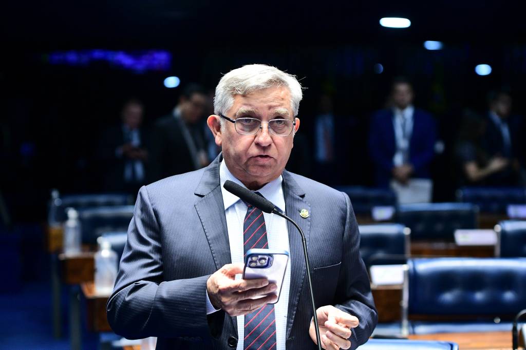 Líder da oposição apoia resposta de Alcolumbre ao governo Lula sobre Messias