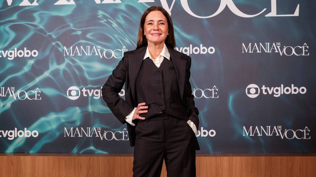 O incômodo com Adriana Esteves, mera coadjuvante em ‘Mania de você’