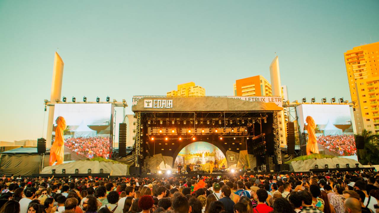 Show de Letrux no Festival Coala