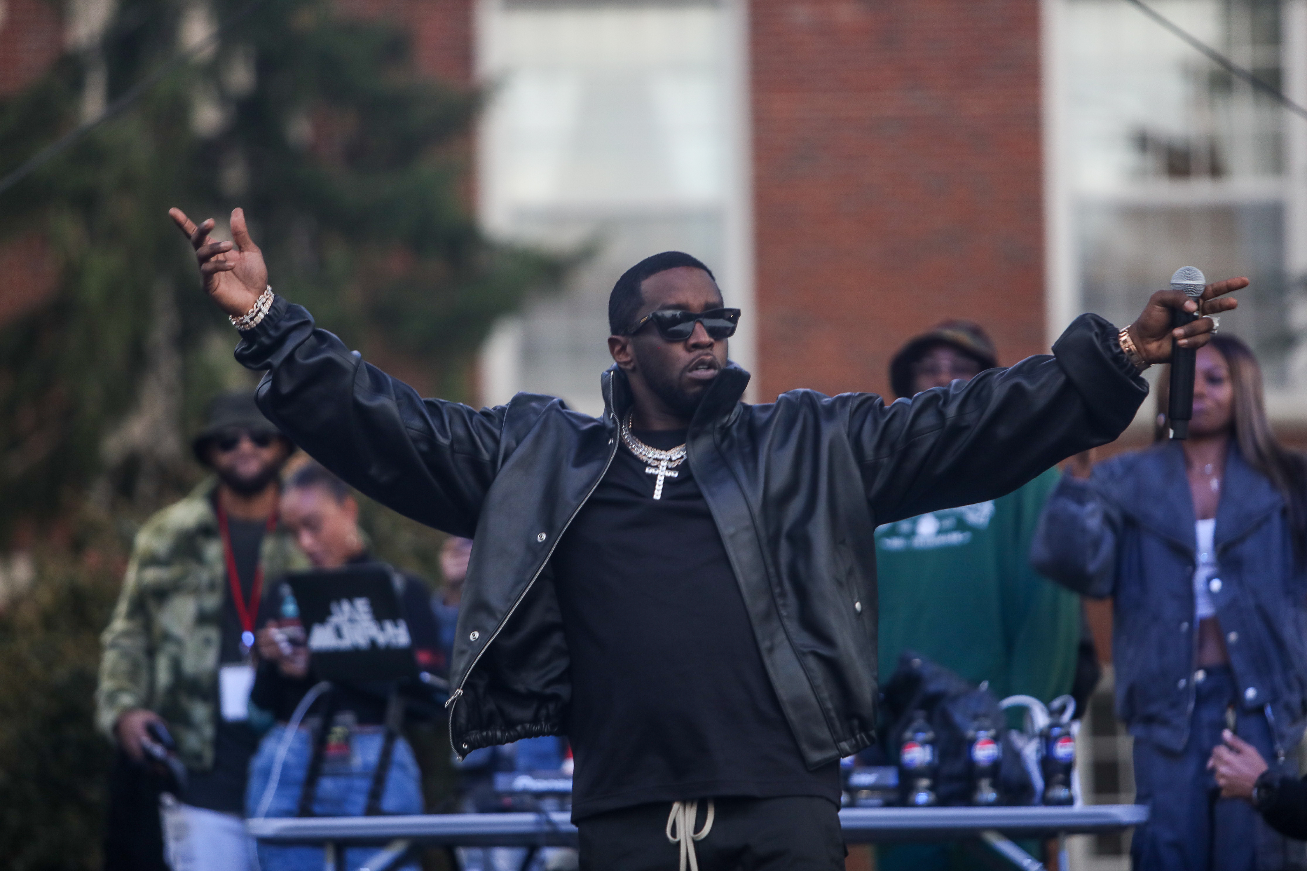Sean ‘Diddy’ Combs é internado após agressão na cadeia