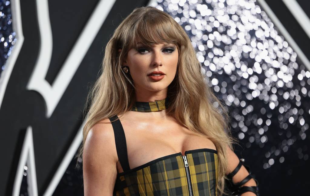 Taylor Swift recupera direitos de álbuns; entenda o caso