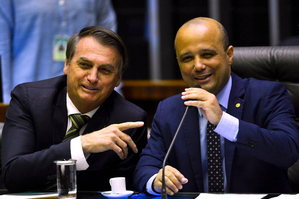 Câmara vai começar o jogo da anistia para Bolsonaro e conspiradores