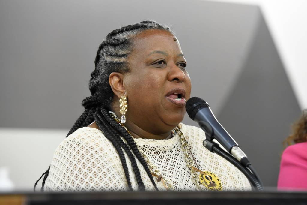 ‘Existe um processo de tensionamento’, diz ministra sobre big techs