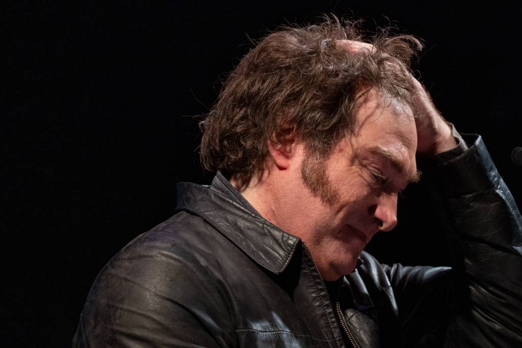 Milei vira alvo de investigação por fraude após promover criptomoeda