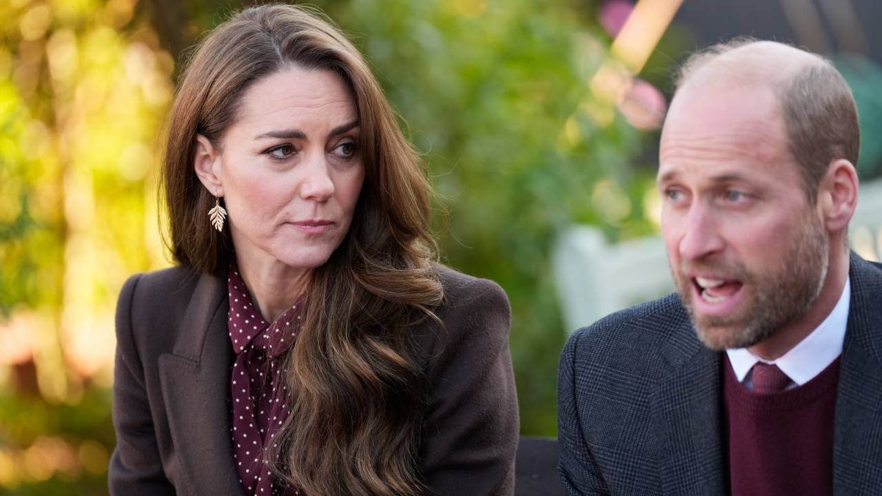 SOUTHPORT, ENGLAND - OCTOBER 10: Prince William, Prince of Wales and Catherine, Princess of Wales speak with members of the Emergency Services during a visit to Southport Community Centre on October 10, 2024 in Southport, England. Earlier this year, Bebe King (6), Elsie Dot Stancombe (7) and Alice da Silva Aguiar (9) died after a mass stabbing at a children's Taylor Swift-themed dance class on July 29 in the Merseyside town of Southport.(Photo by Danny Lawson - WPA Pool/Getty Images)