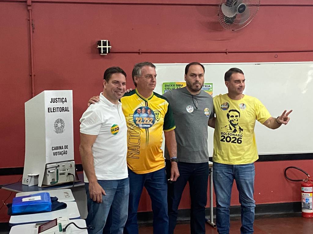 O impacto da prisão de Ramagem na disputa entre Lula e Flávio Bolsonaro