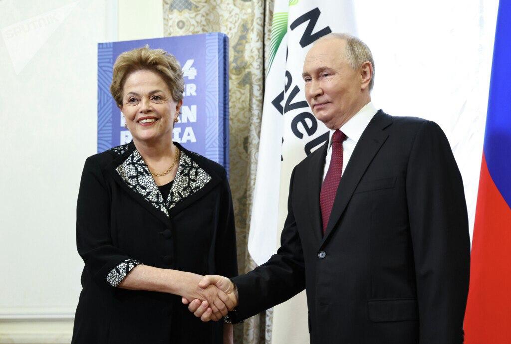 Presidente russo, Vladimir Putin, se encontra com ex-presidente do Brasil, Dilma Rouseff, na Rússia. 22/10/2024