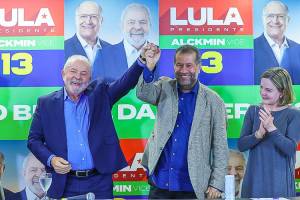 Lula, Carlos Lupi e Gleisi Hoffmann.