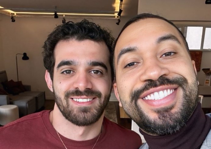 Gil do Vigor com o namorado, Heitor Aguiar