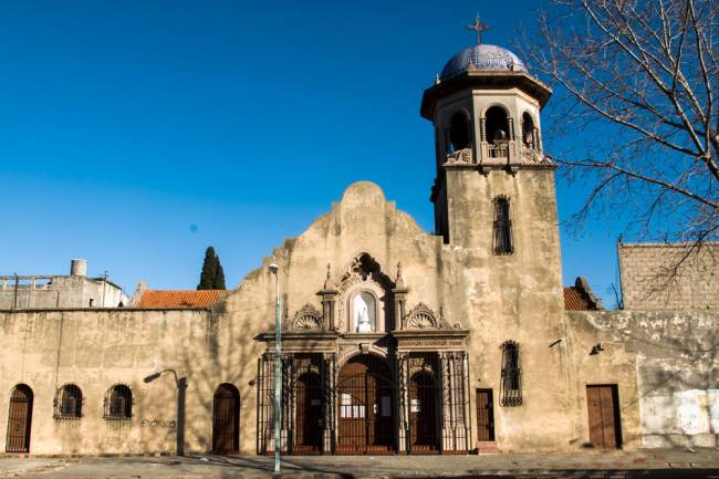 Fachada da prisão de Cabildo, de onde se deu a fuga das presas nos anos 1970, no centro de Montevidéu -