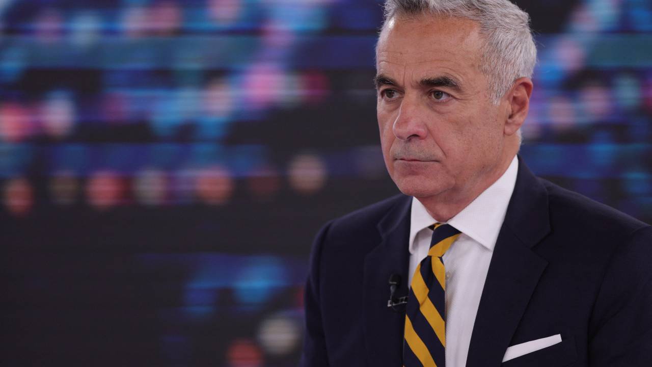 Picture taken on November 13, 2024 shows presidential candidate Calin Georgescu at the Romanian tv station "Digi 24" in Bucharest, Romania, on November 13, 2024. The pro-Russia far-right candidate took a surprise lead on November 25, 2024 in Romania's presidential election, as the EU-leaning premier was knocked out of the race that will be decided in a December run off. The result is a political earthquake in the country of 19 million, a NATO member which has so far resisted nationalist appeals, setting itself apart from neighbours Hungary and Slovakia. (Photo by Octav Ganea / DIGI24/INQUAM PHOTOS / AFP) / Romania OUT / ROMANIA OUT mandatory credit "DIGI24/INQUAM PHOTOS/Octav Ganea"