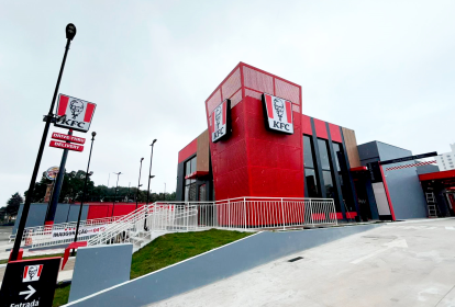 Fachada de nova loja do KFC