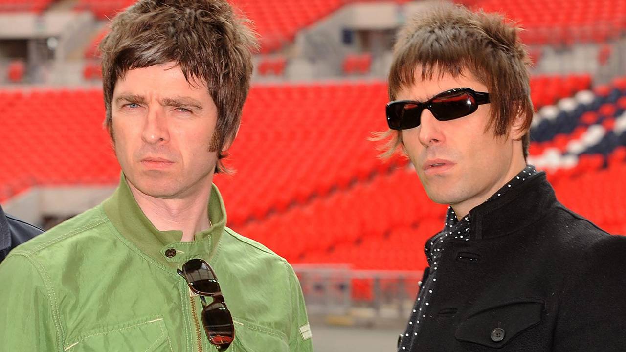 Noel Gallagher e Liam Gallagher, do Oasis