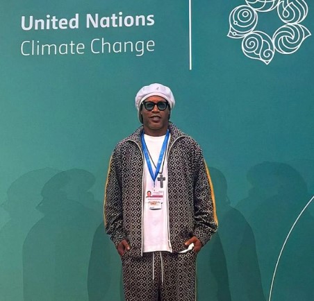 O que faz Ronaldinho Gaúcho na COP29, no Azerbaijão
