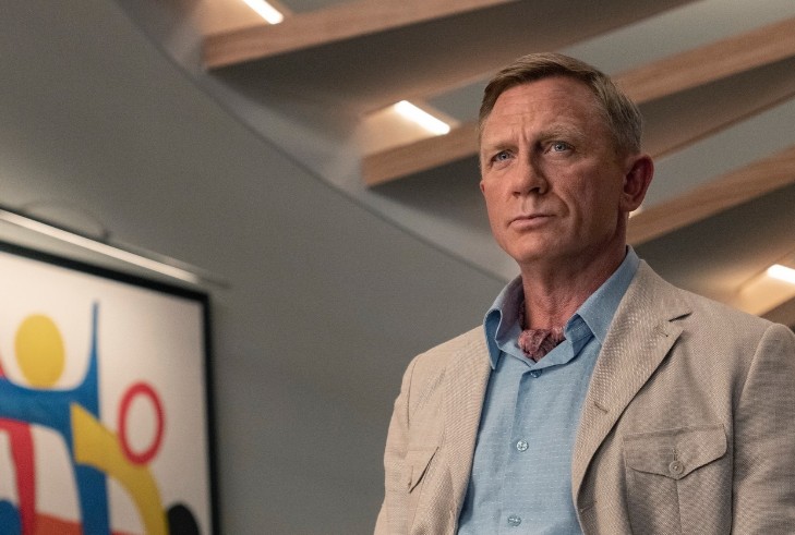 Daniel Craig