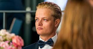 Filho da princesa da Noruega é preso por suspeita de estupro