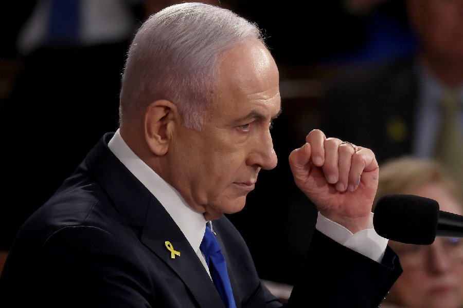 Sob pressão de Trump, tribunal de Israel adia julgamento de corrupção contra Netanyahu