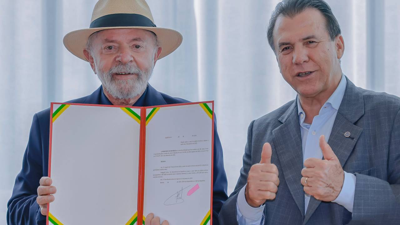 Lula e Luiz Marinho - Salário mínimo