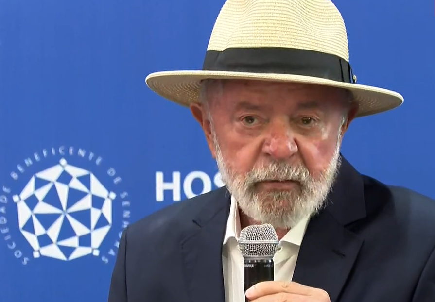 Braga Netto tem direito à ‘presunção da inocência’, diz Lula