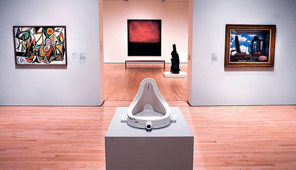 GettyImages-1321819389 APATIA - 'A Fonte', de Marcel Duchamp no museu: e quem ainda liga para aquela provocação de 1917?