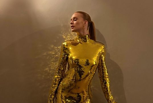 Quanto mais brilho, melhor: a tendência ofuscante para as festas de fim de ano