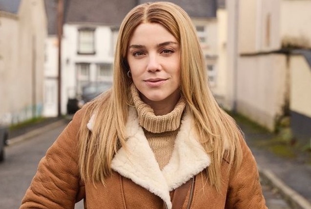 Alice Wegmann rebate críticas de presença de Adriane Galisteu em ‘Senna’