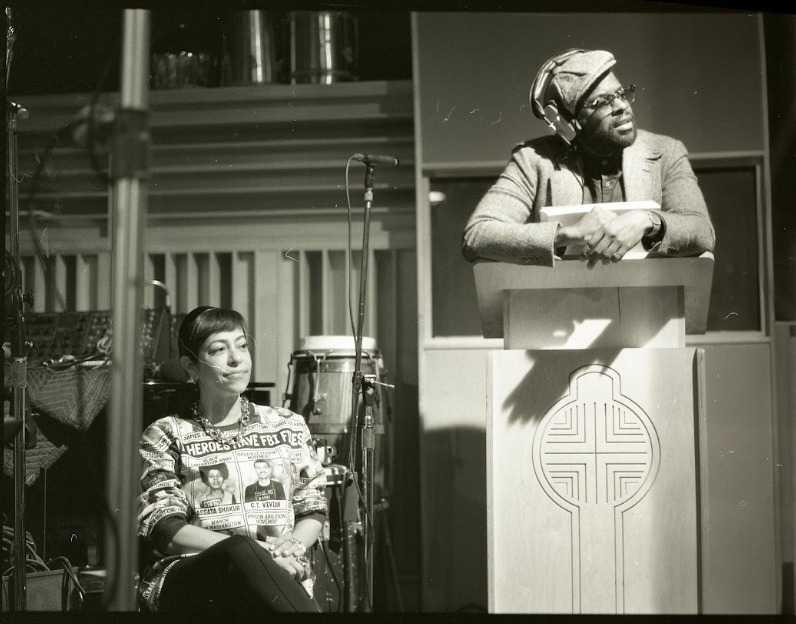 Samantha Schmütz e Adrian Younge